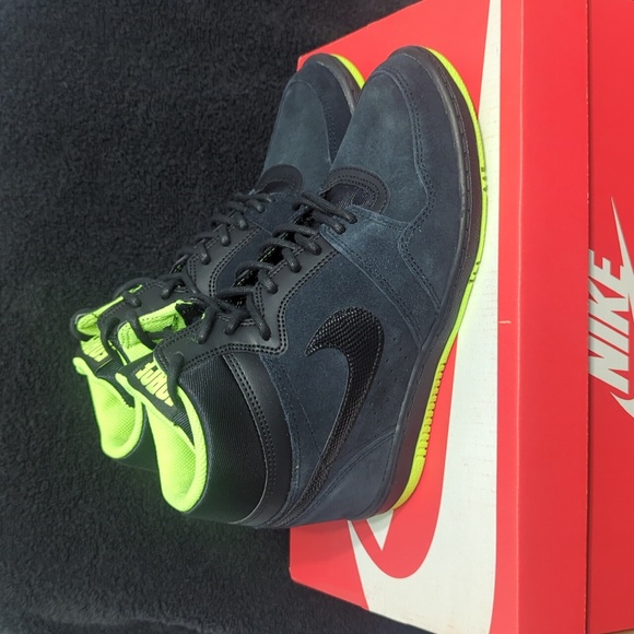 NWT Nike Air Lunar Force Sky High Wedge Black Suede Shoes - Picture 2 of 10